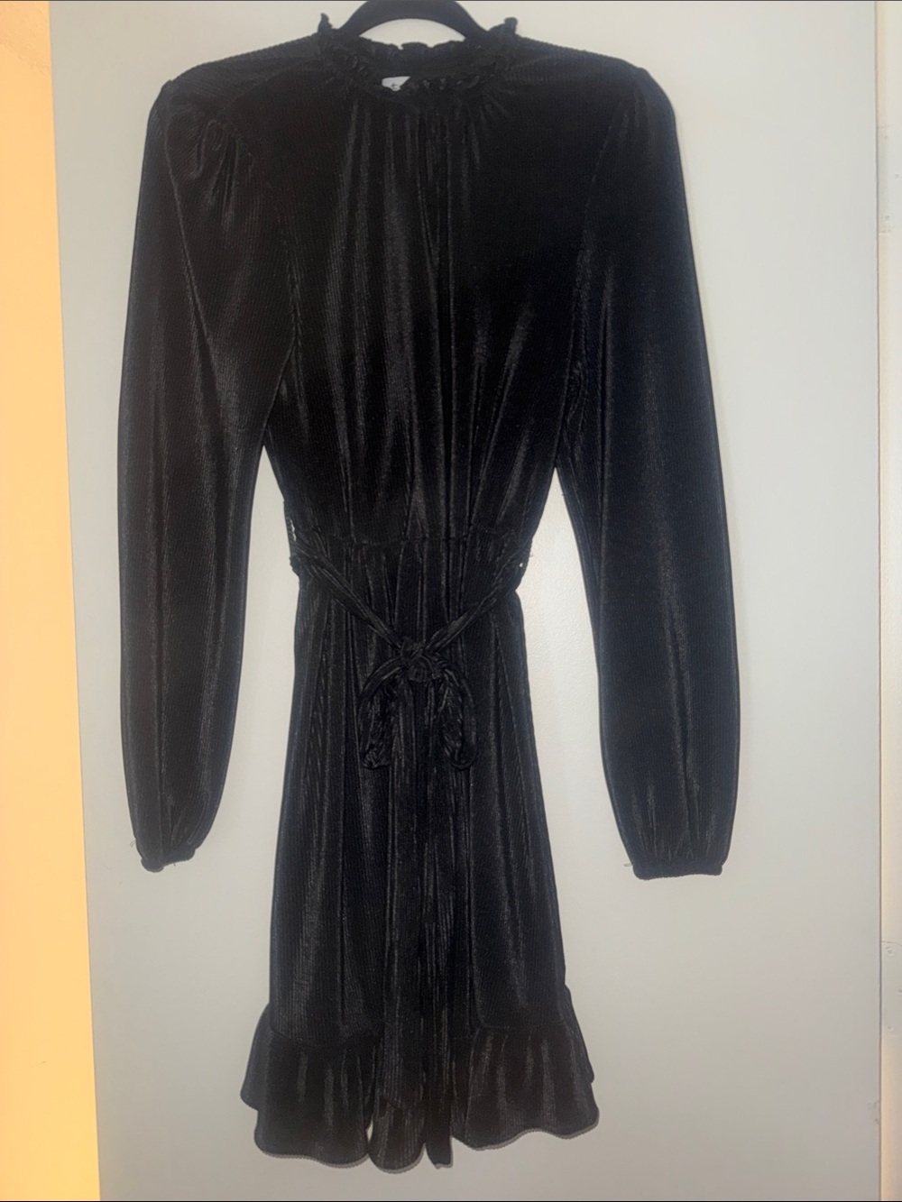 True Craft Long Sleeve Ruffle-Hem Dress in Black